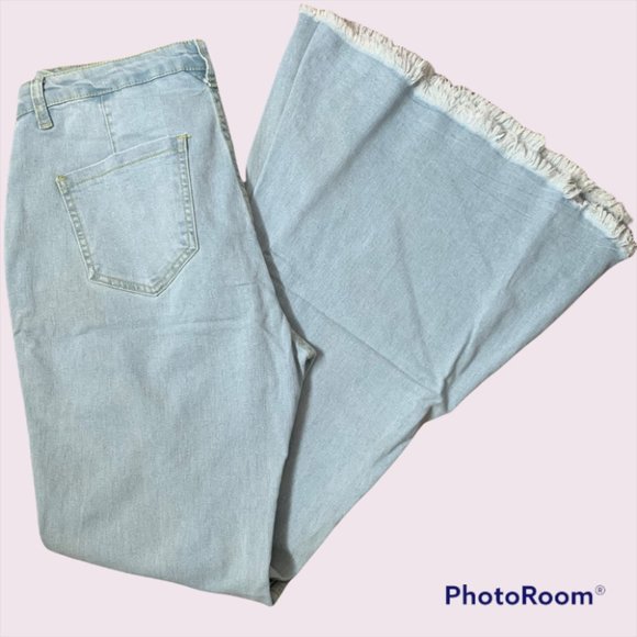 Bellbottom - Picture 2 of 6